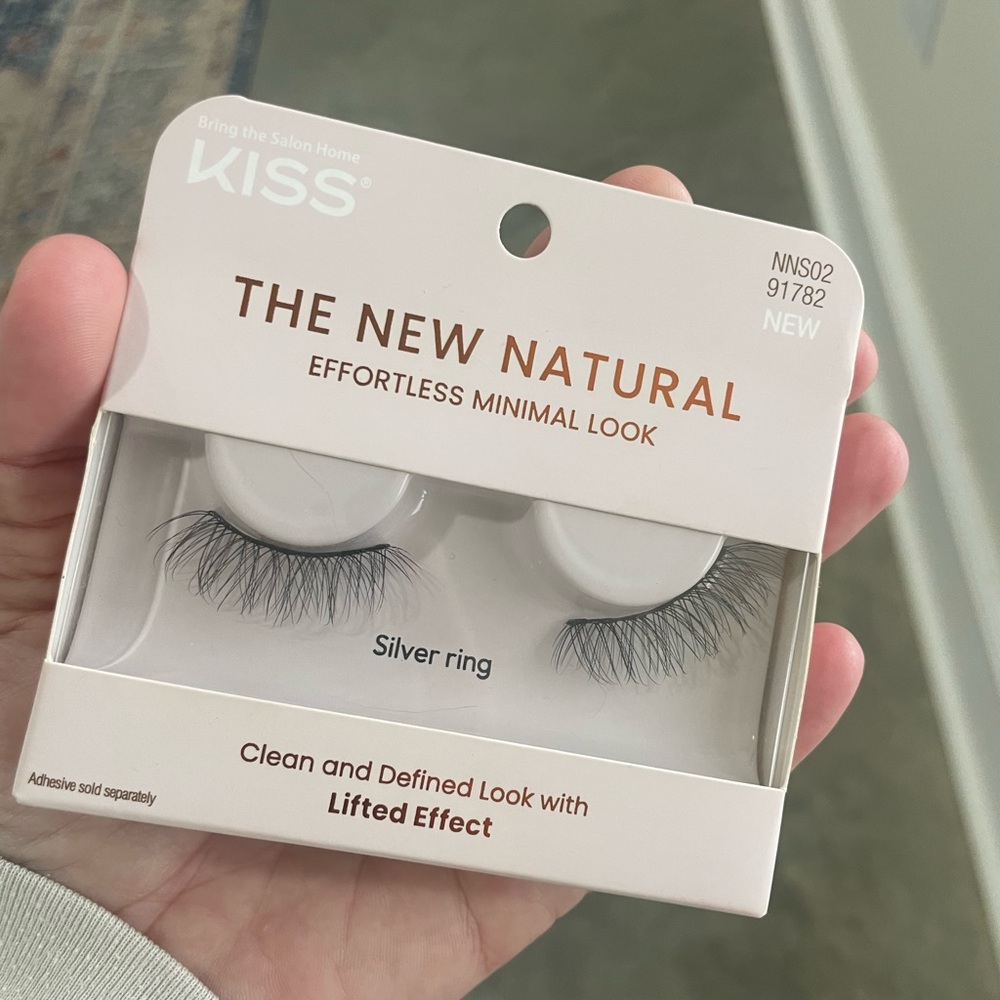 Kiss The New Natural Lashes - Silver Ring